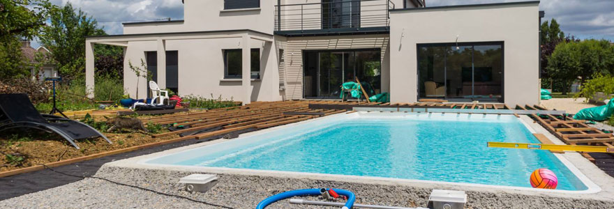 Piscine en béton armé